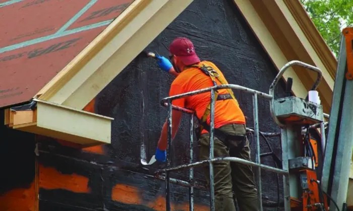 Beyond Proprietary Walls: How High-Performance Open-Source Models Are Redefining the GPT Landscape