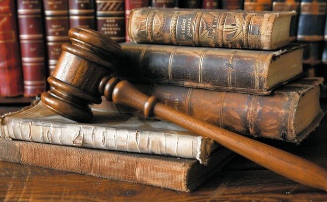 A Lawyer’s Guide to GPT in Legal Tech: Navigating Hallucinations and Ensuring Ethical Use